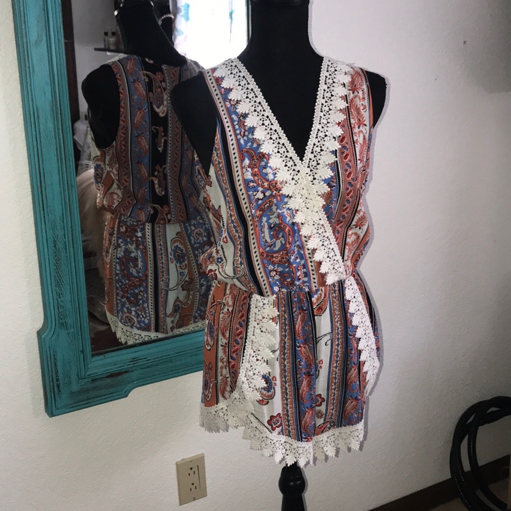 Romper with lace trim
